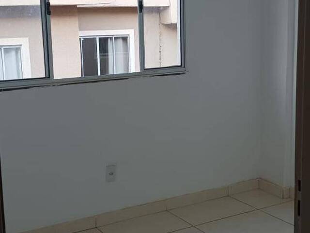 #20 - Apartamento para Venda em Valparaíso de Goiás - GO - 3