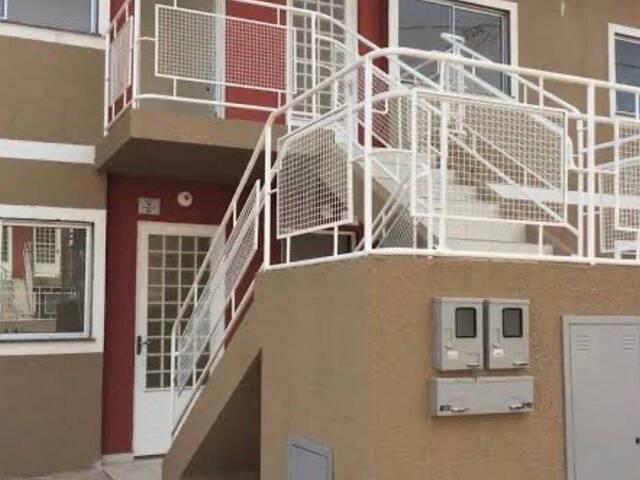 #24 - Apartamento para Venda em Luziânia - GO