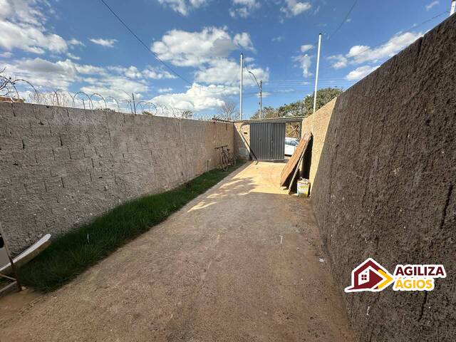 #38 - Casa para Venda em Luziânia - GO - 2